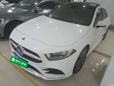 2019 Mercedes-Benz A-Class A 180 L Sport Sedan, фото 1, лот 10999516