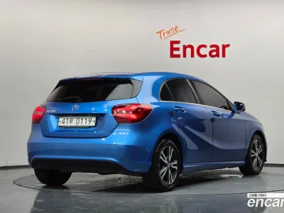 2017 Mercedes-Benz A-Class A200, фото 2, лот 10202467