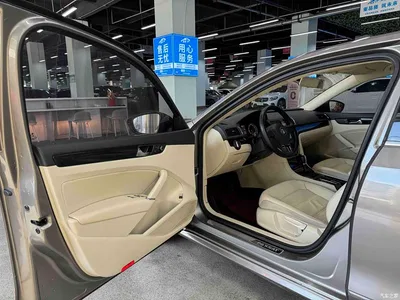 2013 Volkswagen Passat 1.8TSI DSG Zunrong, фото 4, лот 10420222