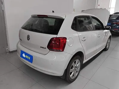 2013 Volkswagen Polo 1.4L Automatic Comfort Edition, фото 3, лот 10679209