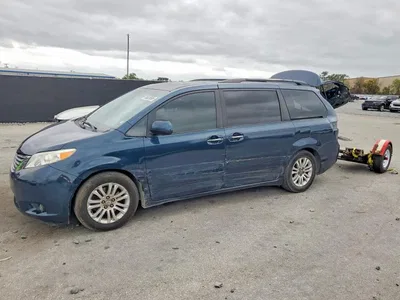 2011 TOYOTA SIENNA, фото 1, лот 10508765
