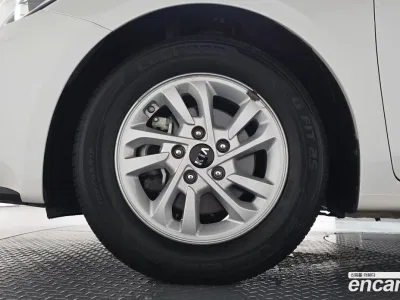 2020 Kia K3 Luxury, фото 4, лот 10386287