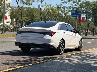 2022 Hyundai Elantra 1.5L CVT LUX Premium Edition, фото 4, лот 11579680