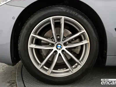 2017 BMW 5-Series 520d M Sport Package Plus, фото 4, лот 10046495