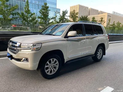 2016 Toyota Land Cruiser 4.6L Automatic VX-R, фото 1, лот 10385005