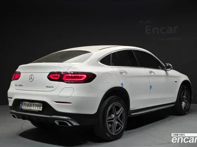 2021 Mercedes-Benz GLC-Class GLC300e 4MATIC Coupe, фото 2, лот 10166843