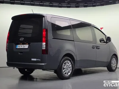 2025 Hyundai Staria L3.5 Cargo 3-Seater, фото 2, лот 10886529