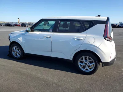 2023 KIA SOUL LX, фото 2, лот 10773525