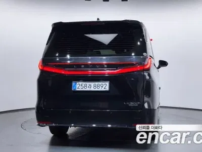 2025 Lexus LM 500h Executive, фото 4, лот 10033617