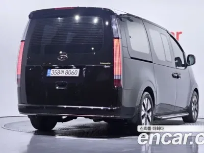 2022 Hyundai Staria Lounge 7-Seater, фото 2, лот 10029070