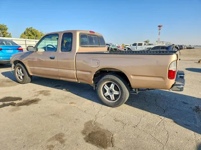 2000 TOYOTA TACOMA BASE, фото 2, лот 10980541