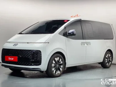 2025 Hyundai Staria HEV 1.6 Lounge 7-Seater, фото 1, лот 10227826