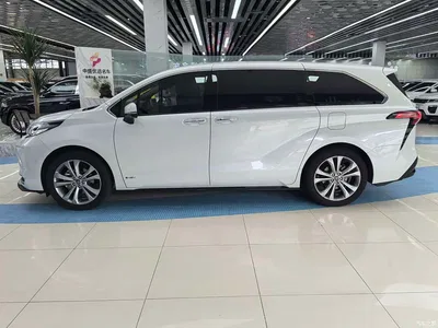 2024 Toyota Sienna 2.5L Hybrid Ultimate Premium Edition, фото 4, лот 10265544
