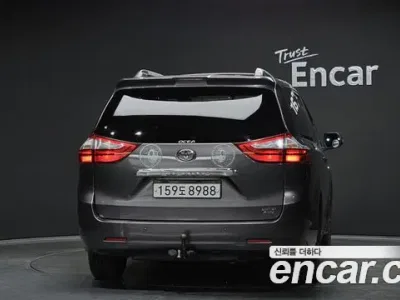 2019 Toyota Sienna 3.5 AWD, фото 4, лот 10034114