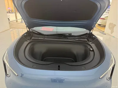 2026 IM Motors IM LS6 Pure Electric Max, фото 4, лот 10821998