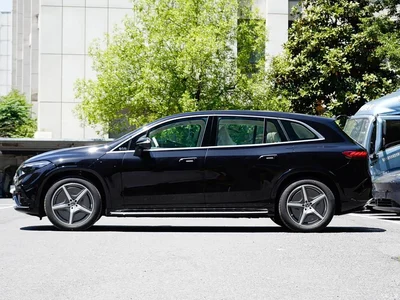 2025 Mercedes-Benz EQS SUV Model 500 4MATIC, фото 3, лот 11497054