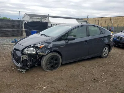 2013 TOYOTA PRIUS FOUR, фото 1, лот 10556740