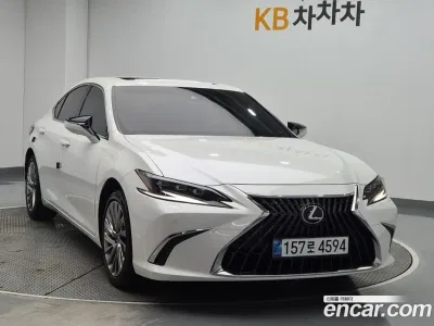 2025 Lexus ES 300h Executive, фото 2, лот 10184630