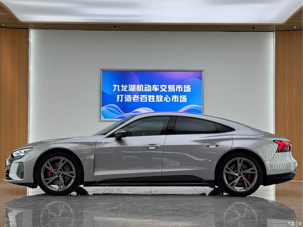 2023 Audi e-tron GT Base Model, фото 3, лот 10471455