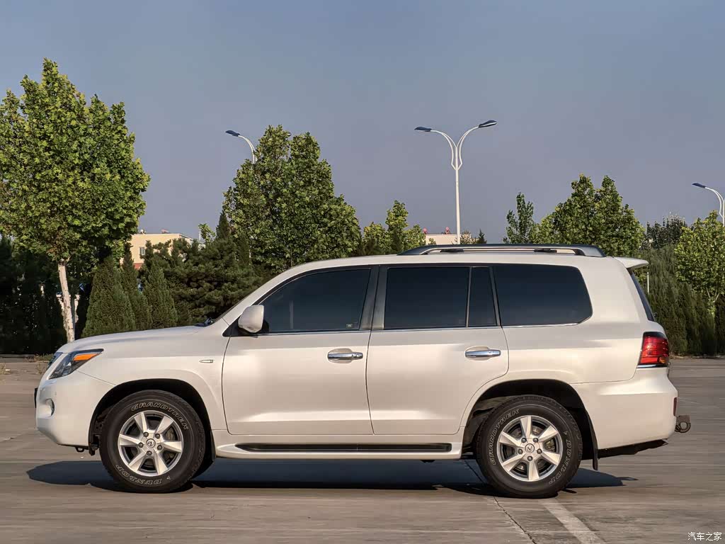2009 Lexus LX 570, фото 3, лот 10999300