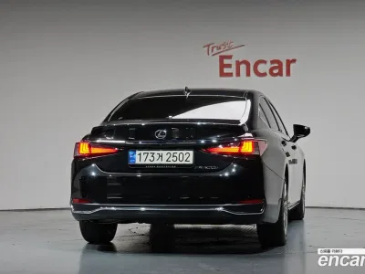 2024 Lexus ES 300h Executive, фото 4, лот 10197773