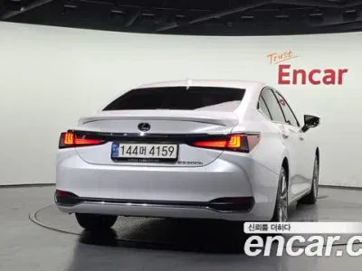 2024 Lexus ES 300h Executive, фото 4, лот 10033265