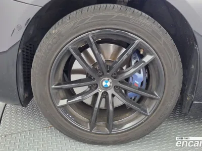 2017 BMW 5-Series 530i xDrive M Sport Package Plus, фото 4, лот 10224726