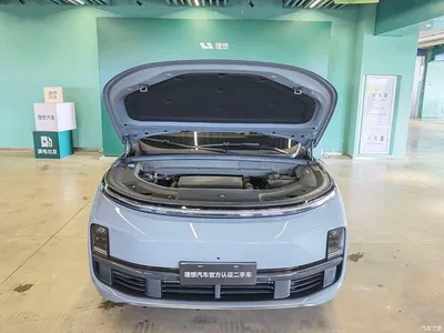 2025 Li Auto Li L8 Ultra Smart Renewal Edition, фото 3, лот 10825231