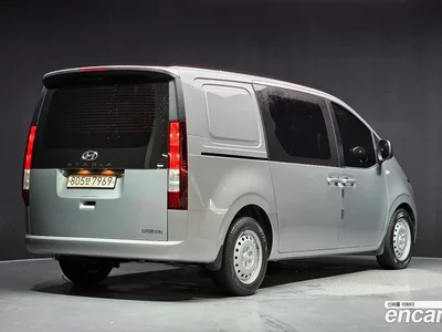 2022 Hyundai Staria Cargo 5-Seater, фото 2, лот 10109835