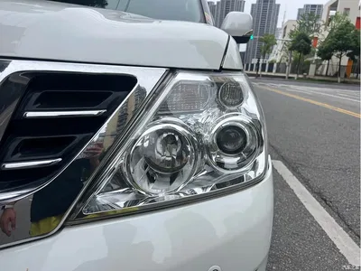 2018 Nissan Patrol 4.0L Platinum, фото 2, лот 10346535