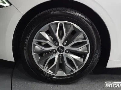 2021 Kia K5 Noblesse, фото 4, лот 10057234