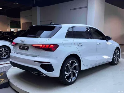 2022 Audi A3 Sportback 35 TFSI Luxury Sport, фото 4, лот 10459923
