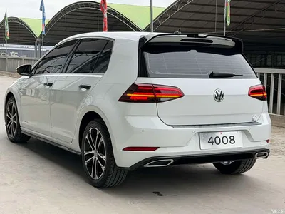 2020 Volkswagen Golf Beloved Edition 280TSI DSG R-Line, фото 3, лот 10449590