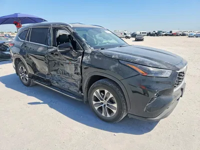 2022 TOYOTA HIGHLANDER XLE, фото 4, лот 10535192