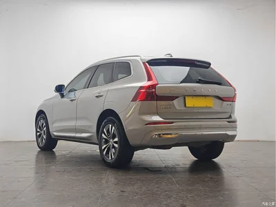 2025 Volvo XC60 B5 AWD Smart Luxury Edition, фото 4, лот 10364451