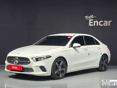 2020 Mercedes-Benz A-Class A250 4MATIC Sedan, фото 1, лот 10180077