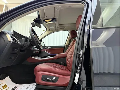 2025 BMW X5 Model xDrive 30Li Exclusive M Sport Blackout Package, фото 4, лот 10232189