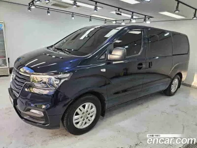 2021 Hyundai Starex Van 5-Seater, фото 2, лот 10192291