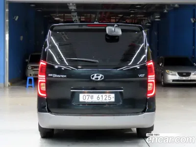 2019 Hyundai Starex Urban 9-Seater, фото 2, лот 10191718