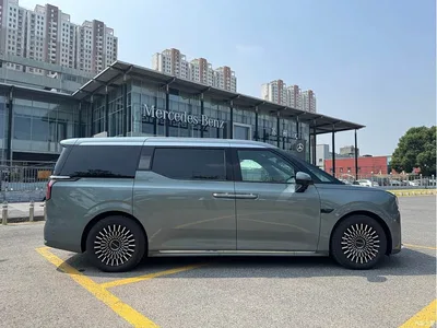2024 ZEEKR 009 6-seat Executive AWD 108kWh, фото 4, лот 11570333