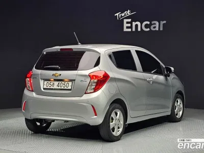 2017 Chevrolet Spark LT, фото 2, лот 10085911