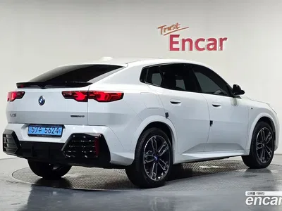 2024 BMW iX2 eDrive 20 M Sport, фото 1, лот 10083920