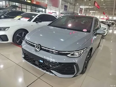 2025 Volkswagen Golf Second Facelift 300TSI R-Line, фото 1, лот 10451528