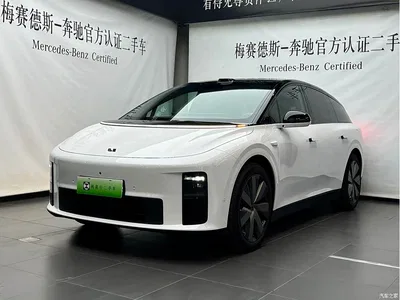 2025 Li Auto i6 4WD Base Model, фото 1, лот 10899878