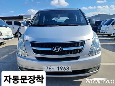 2011 Hyundai Starex 12-Seater Wagon, фото 1, лот 10192965