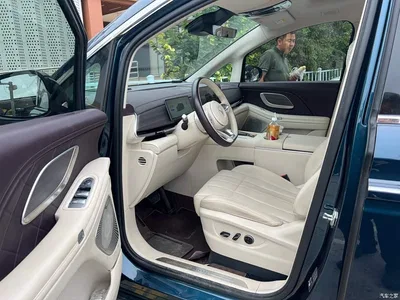 2025 Voyah Auto Voyah Dreamer Model PHEV Basic Version, фото 4, лот 10357514
