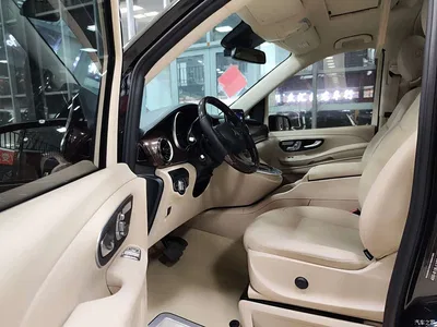 2021 Mercedes-Benz V-Class V 260 Pilot Edition, фото 4, лот 10261587