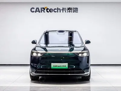 2025 AITO Wenjie AITO M8 Extended Range Ultra 53.4kWh 6-Seater, фото 2, лот 10278574