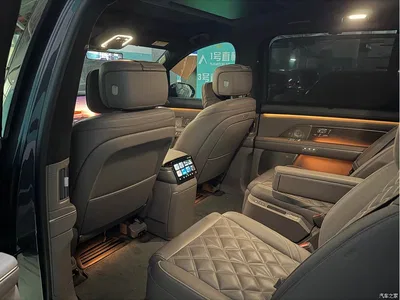 2025 NIO ES8 Model 6-Seat Executive Luxury Edition, фото 3, лот 10455465