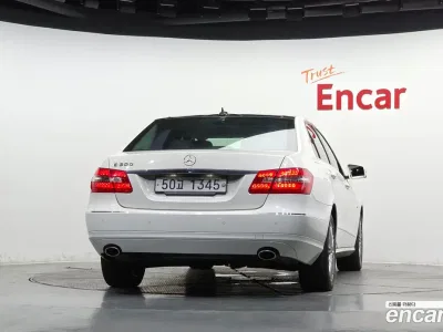 2012 Mercedes-Benz E-Class E300 Elegance, фото 4, лот 10217623